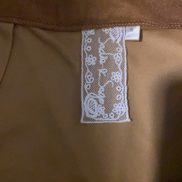 Skirt - Picture 2 of 2